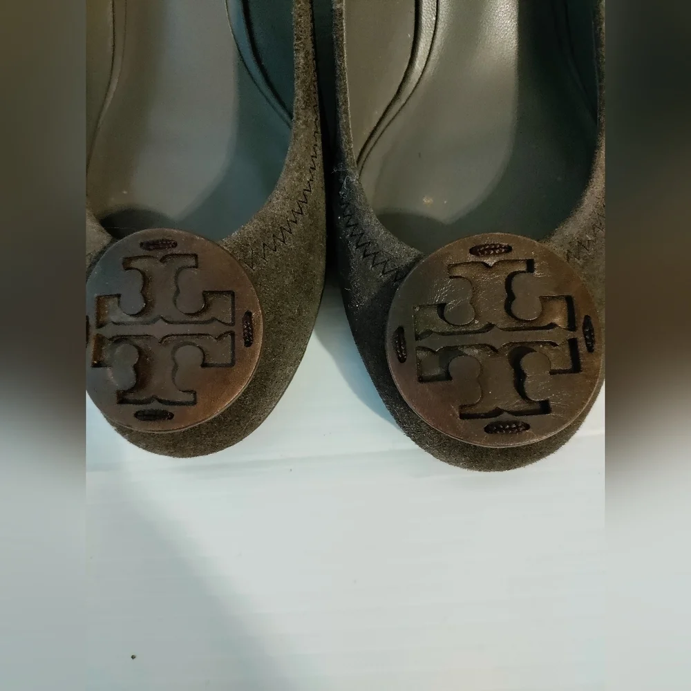 Tory Burch wedge suede pump size 6
